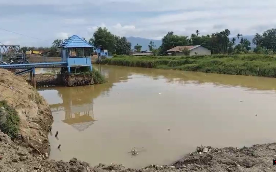PEMKOT SUNGAI PENUH LAKUKAN NORMALISASI SUNGAI
