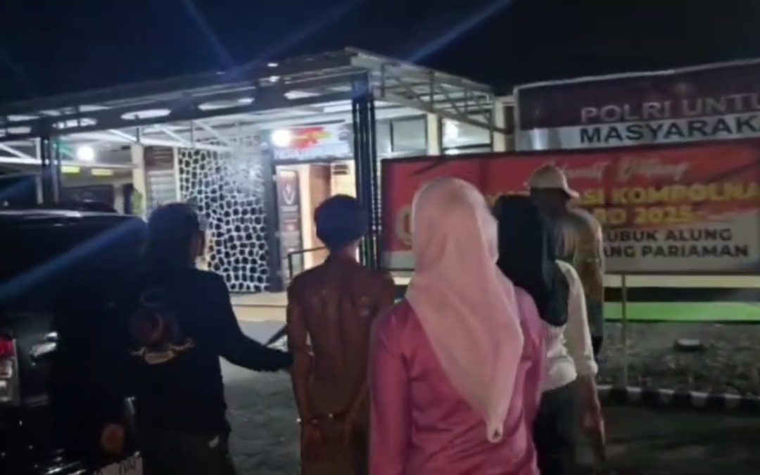 BOBOL TOKO PERHIASAN DI PADANG PARIAMAN, SEORANG PELAKU DIRINGKUS POLISI